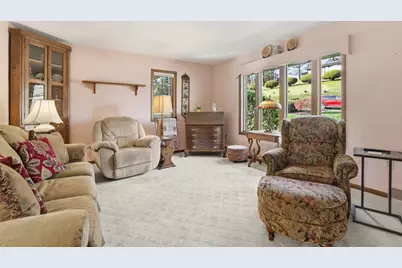 157 Broadbent Rd, Ohio Township, PA 15143 - Photo 6