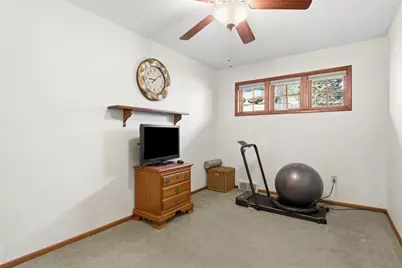 157 Broadbent Rd, Ohio Township, PA 15143 - Photo 16
