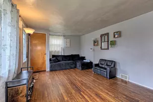 129 Ange Dr, Pittsburgh, PA 15235 - Photo 4