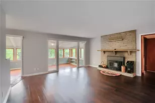 29 Hughey Ln, Robinson Twp, PA 15057 - Photo 12