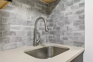 112 Washington Pl, Downtown Pgh, PA 15219 - Photo 10