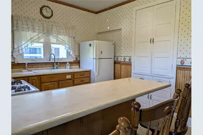 706 Parker Ave, Scottdale, PA 15683 - Photo 14