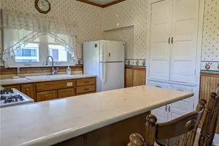 706 Parker Ave, Scottdale, PA 15683 - Photo 14