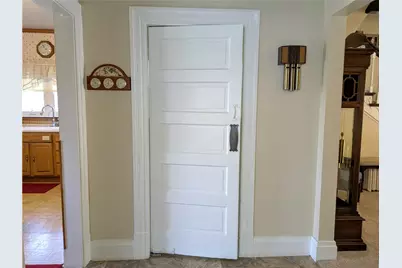 706 Parker Ave, Scottdale, PA 15683 - Photo 10