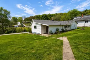 395 Spring St, South Huntington, PA 15698 - Photo 2