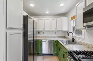 2321 Milford Dr, Bethel Park, PA 15102 - Photo 22