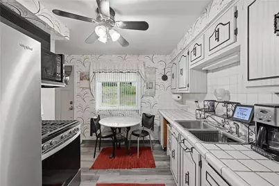 8008 Mark Dr, Verona, PA 15147 - Photo 8