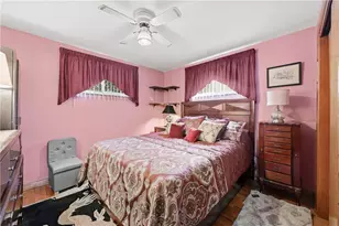 8008 Mark Dr, Verona, PA 15147 - Photo 12