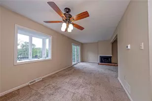 1342 Quail Run Cir, Bethel Park, PA 15102 - Photo 4