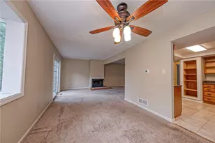 1342 Quail Run Cir, Bethel Park, PA 15102 - Photo 10