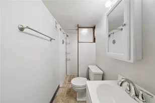1742 Theatre St, Unity Township, PA 15650 - Photo 34