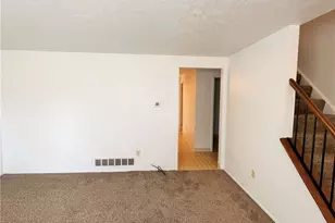 1003 Countryside Dr, Robinson Twp, PA 15136 - Photo 8