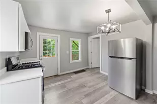 1019 Sherwood Rd, Pittsburgh, PA 15221 - Photo 6