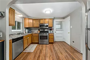 3905 Middleboro Rd, Pittsburgh, PA 15234 - Photo 8