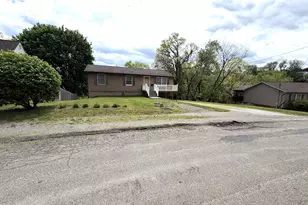 2720 Edna, Lower Burrell, PA 15068 - Photo 2