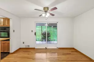 604 Calvert Ave, Pittsburgh, PA 15227 - Photo 8