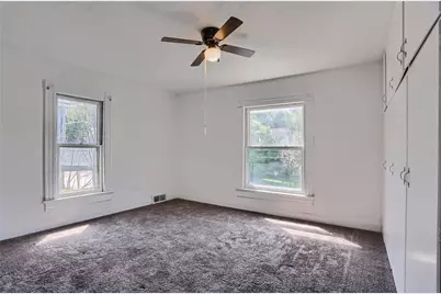 517 Lyndal St, New Castle, PA 16101 - Photo 12