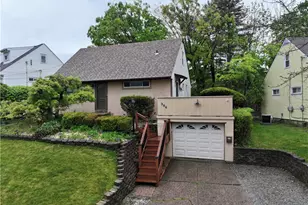 384 Whittier Dr, Pittsburgh, PA 15235 - Photo 2