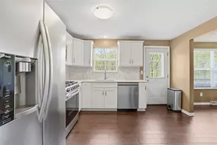 303 Northglen Ct, Adams Township, PA 15044 - Photo 8