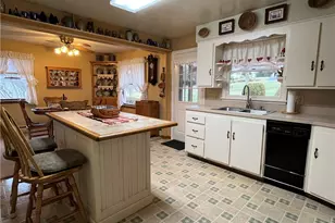 142 Vim Rd, Summit Township, PA 15552 - Photo 4