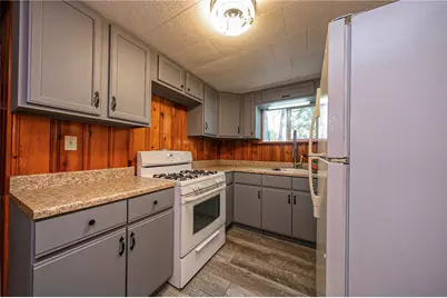 531 Laughlin Ave, Pittsburgh, PA 15210 - Photo 8