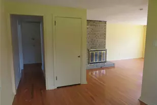 2439 Red Oak Dr, Pittsburgh, PA 15220 - Photo 22