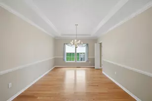 217 Field Club Cir, Robinson Twp, PA 15136 - Photo 6