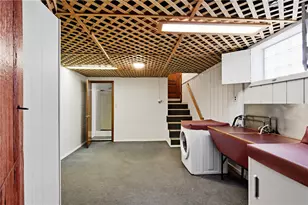 469 Ohio Ave, Rochester, PA 15074 - Photo 22