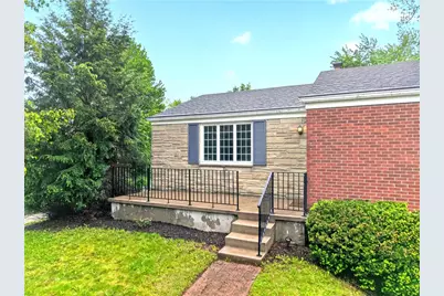 9229 Lancelot Dr, Pittsburgh, PA 15237 - Photo 2