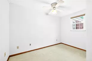 9229 Lancelot Dr, Pittsburgh, PA 15237 - Photo 22