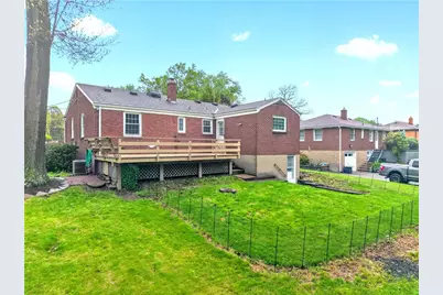 9229 Lancelot Dr, Pittsburgh, PA 15237 - Photo 46