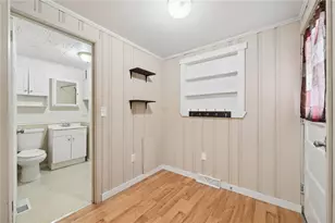 680 Main St, North Huntingdon, PA 15642 - Photo 6
