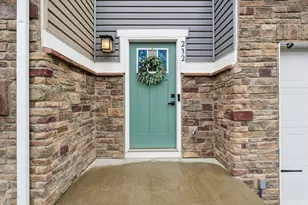 232 Cranesbill Dr, Adams Township, PA 16046 - Photo 2