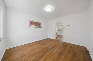 2725 Glen Mawr St, Pittsburgh, PA 15204 - Photo 4