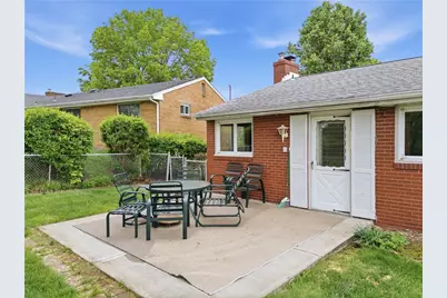 1360 Blue Jay Dr, Scott Township, PA 15243 - Photo 34