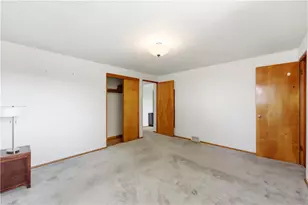 1360 Blue Jay Dr, Scott Township, PA 15243 - Photo 22