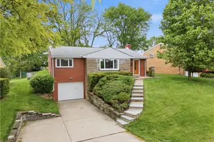 1360 Blue Jay Dr, Scott Township, PA 15243 - Photo 2