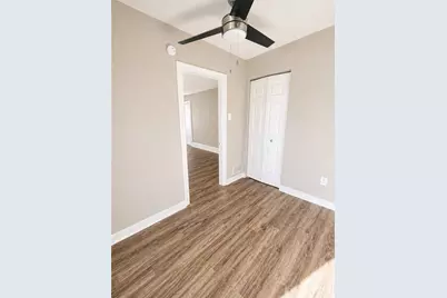 5817 Alder Street #3rd Floor, Pittsburgh, PA 15232 - Photo 8