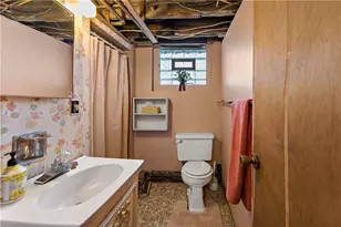 6115 Library Rd, Bethel Park, PA 15102 - Photo 32