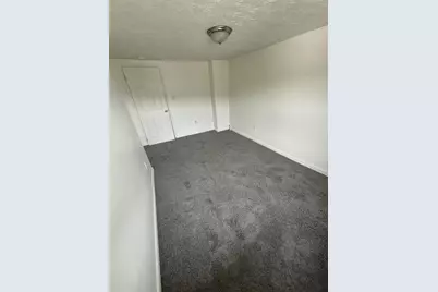 1112 Edith Ave, South Park, PA 15236 - Photo 8