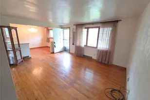 105 Parkwyn Dr, Elizabeth Twp/Boro, PA 15037 - Photo 4