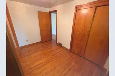 105 Parkwyn Dr, Elizabeth Twp/Boro, PA 15037 - Photo 16