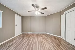 407 Alexander St, McKees Rocks, PA 15136 - Photo 6
