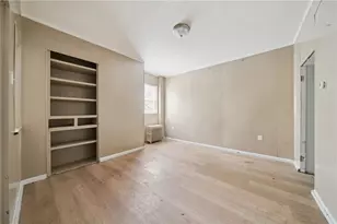 814 Lillian St, Pittsburgh, PA 15210 - Photo 2