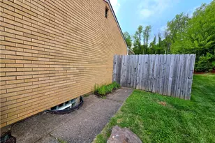13320 St Clair Dr, North Huntingdon, PA 15642 - Photo 30