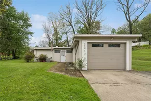 3312 Windgate Dr Dr, Murrysville, PA 15668 - Photo 2