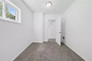 731 Chartiers Ave, Elliott, PA 15220 - Photo 8