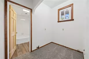 731 Chartiers Ave, Elliott, PA 15220 - Photo 4