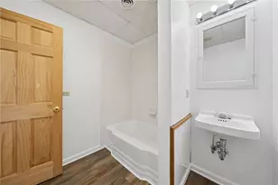 731 Chartiers Ave, Elliott, PA 15220 - Photo 6