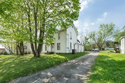220 Jackson St, Grove City Boro, PA 16127 - Photo 2